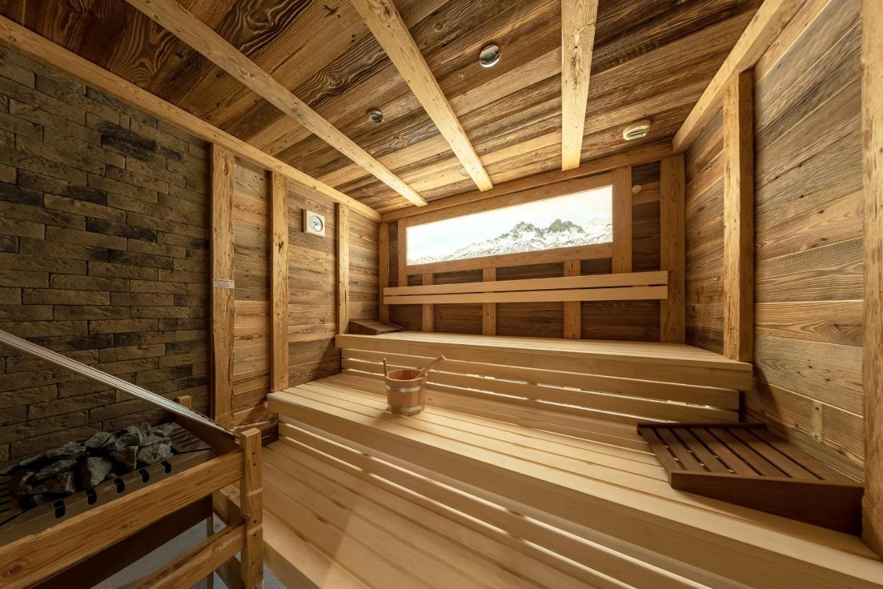 Alpin Chalet Am Burgsee Ladis Bagian luar foto