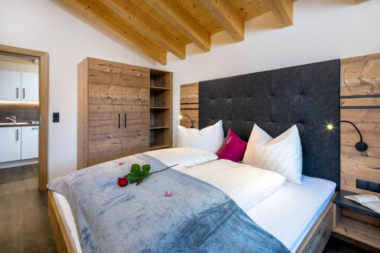 Alpin Chalet Am Burgsee Ladis Bagian luar foto